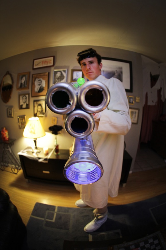 Dr Horrible Costume & DIY Death Ray (mad scientist costume diy)