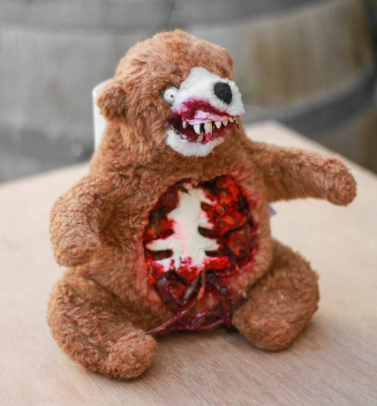 Zombie Teddy DIY