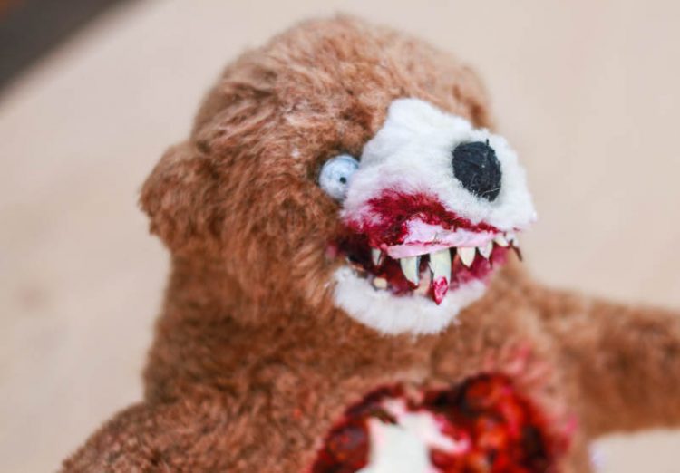 Zombie Teddy DIY