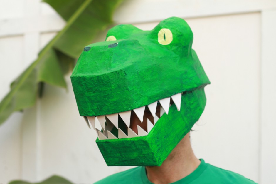 Papier Mache Dinosaur Mask DIY