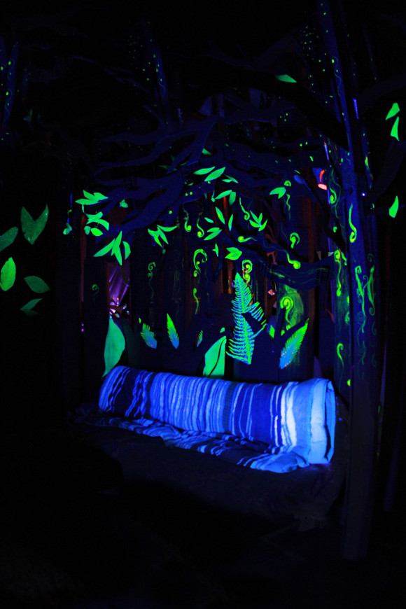 How to build a fort inside: a neon craft