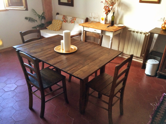 DIY Bed Slat Table